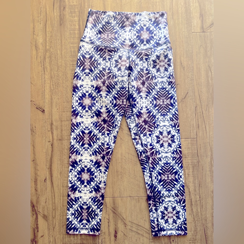 DYI Like New Kaleidoscope Print Legging